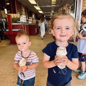 Meet your Posher, Caitlin